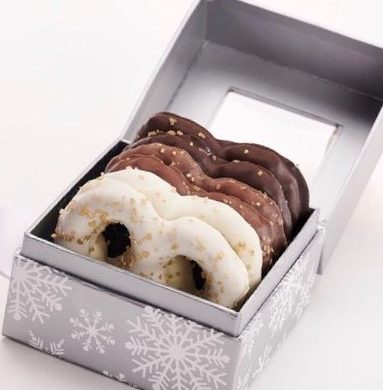 6 Piece Pretzel Gift Box Winter Chocolate Covered Pretzels
